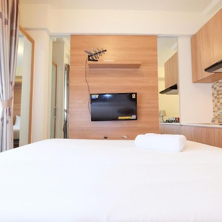 Modern Studio At Green Pramuka City Apartment Near To Shopping Center By Travelio Jakarta Exteriör bild