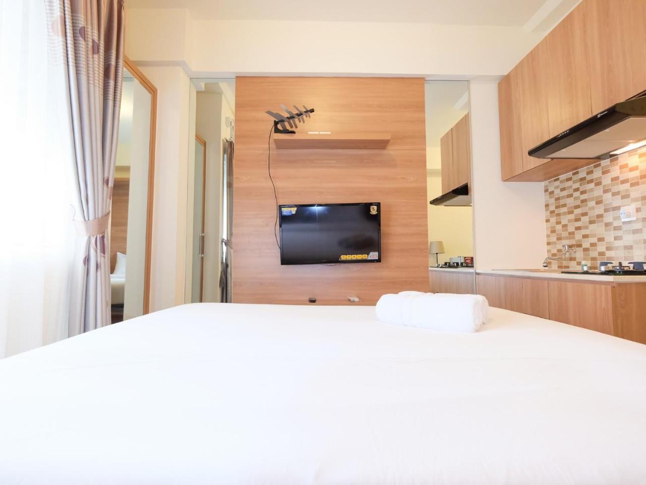Modern Studio At Green Pramuka City Apartment Near To Shopping Center By Travelio Jakarta Exteriör bild