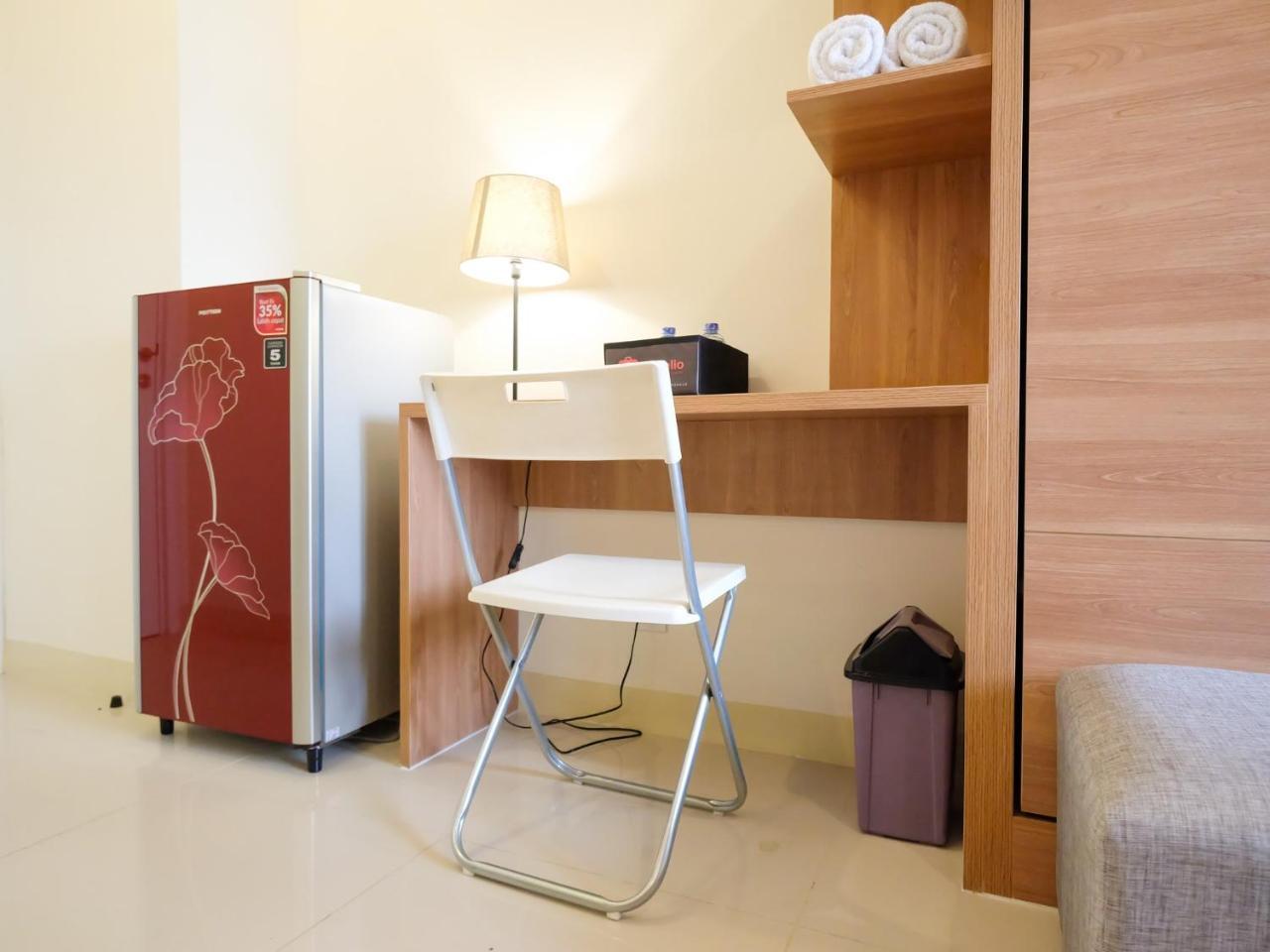 Modern Studio At Green Pramuka City Apartment Near To Shopping Center By Travelio Jakarta Exteriör bild
